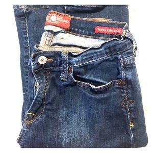 Kids size 6/28 regular Lucky Brand Jeans!